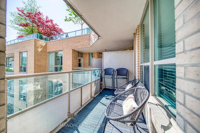 512 - 70 Alexander St, Condo with 2 bedrooms, 2 bathrooms and 1 parking in Toronto ON | Image 29