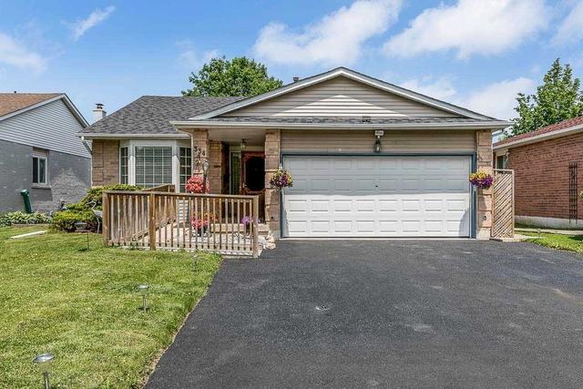 334 Darlington Cres, House detached with 3 bedrooms, 3 bathrooms and 8 parking in Newmarket ON | Image 1