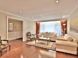 14 Foursome Cres, House detached with 3 bedrooms, 3 bathrooms and 6 parking in Toronto ON | Image 2