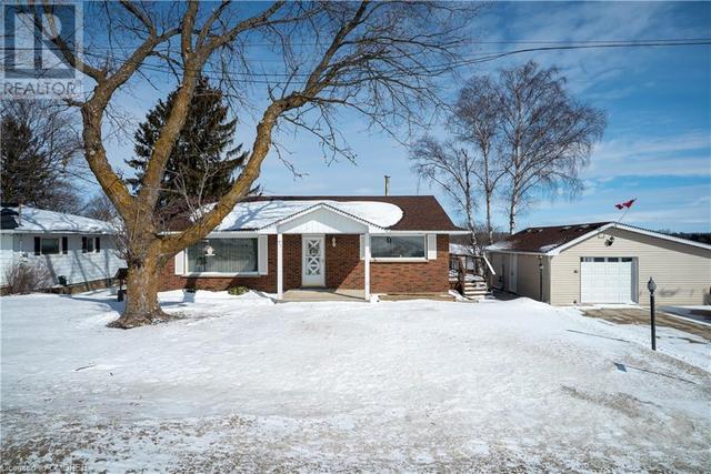 774311 Highway 10, House detached with 3 bedrooms, 1 bathrooms and 7 parking in Grey Highlands ON | Image 2