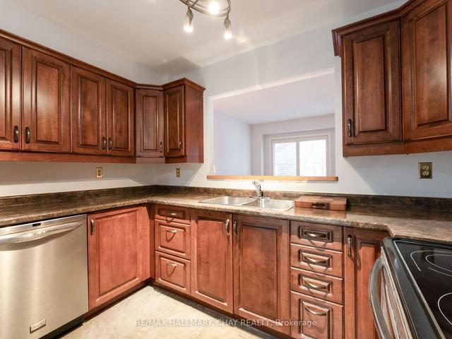 9 Briarwood Dr, Condo with 2 bedrooms, 4 bathrooms and 3 parking in New Tecumseth ON | Image 34