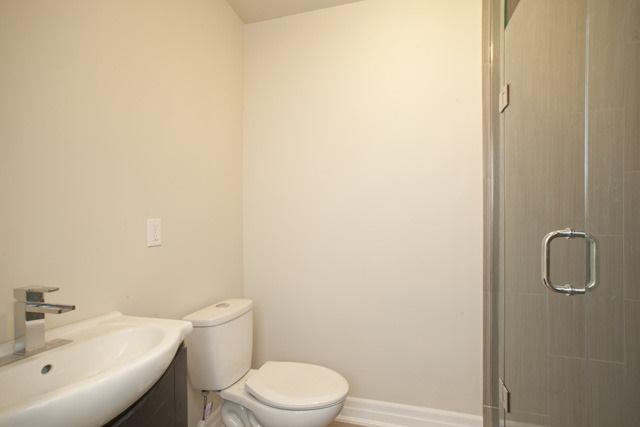 upper - 2487 Queen St, Condo with 1 bedrooms, 1 bathrooms and null parking in Toronto ON | Image 4