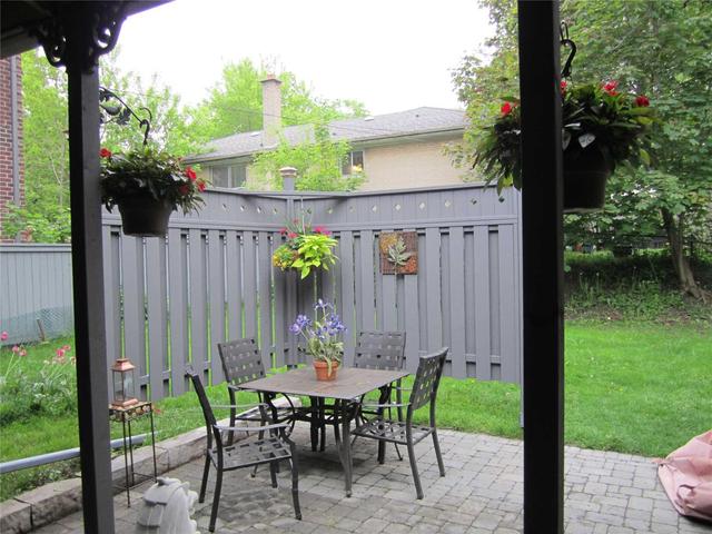 1040 Brimley Rd, House detached with 3 bedrooms, 3 bathrooms and 1 parking in Toronto ON | Image 15