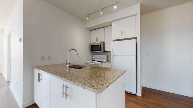 2002 - 70 Forest Manor Rd, Condo with 3 bedrooms, 2 bathrooms and 1 parking in Toronto ON | Image 7