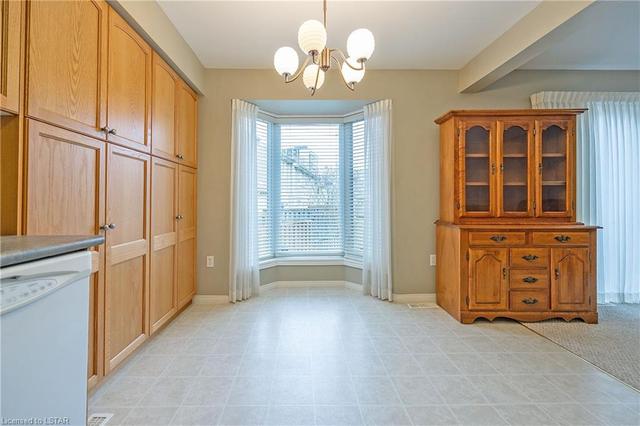 62 - 9 Ailsa Place, House attached with 3 bedrooms, 2 bathrooms and 2 parking in London ON | Image 5