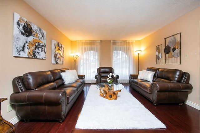 3366 Rhonda Valy, House detached with 4 bedrooms, 3 bathrooms and 4 parking in Mississauga ON | Image 36