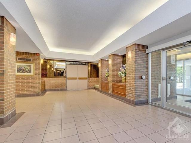 404 - 1380 Prince Of Wales Drive, Condo with 2 bedrooms, 1 bathrooms and 1 parking in Ottawa ON | Image 2