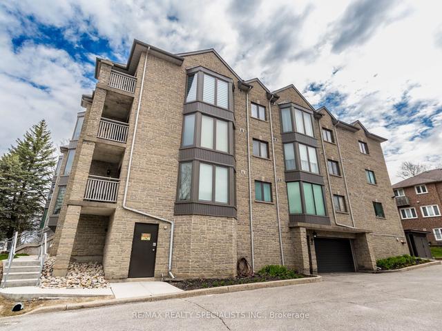 306 - 21 George St, Condo with 2 bedrooms, 1 bathrooms and 1 parking in Aurora ON | Image 1