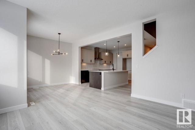 17344 6 St Ne, House detached with 3 bedrooms, 2 bathrooms and 4 parking in Edmonton AB | Image 19