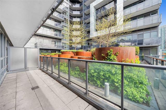 352 - 1030 King St W, Condo with 2 bedrooms, 2 bathrooms and 1 parking in Toronto ON | Image 8