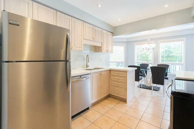 54 Woodhaven Cres, House detached with 4 bedrooms, 4 bathrooms and 4 parking in Richmond Hill ON | Image 5