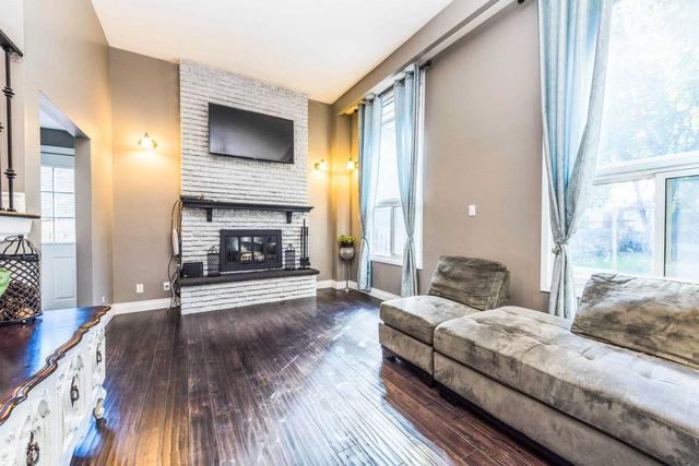 6932 Bilbao Lane, House semidetached with 3 bedrooms, 2 bathrooms and 3 parking in Mississauga ON | Image 36