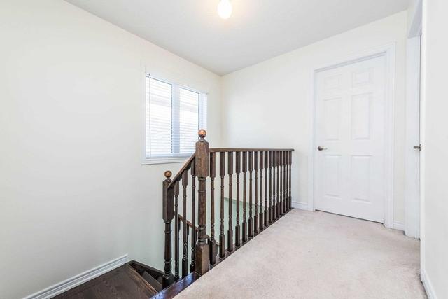 55 Yardley Cres, House semidetached with 4 bedrooms, 3 bathrooms and 3 parking in Brampton ON | Image 15