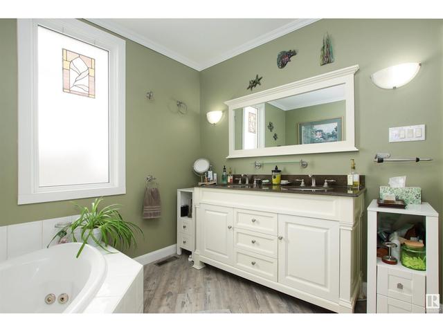 10534 129 St Nw, House detached with 2 bedrooms, 2 bathrooms and 4 parking in Edmonton AB | Image 38