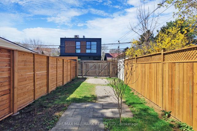 46 Arundel Ave, House semidetached with 3 bedrooms, 2 bathrooms and 2 parking in Toronto ON | Image 26