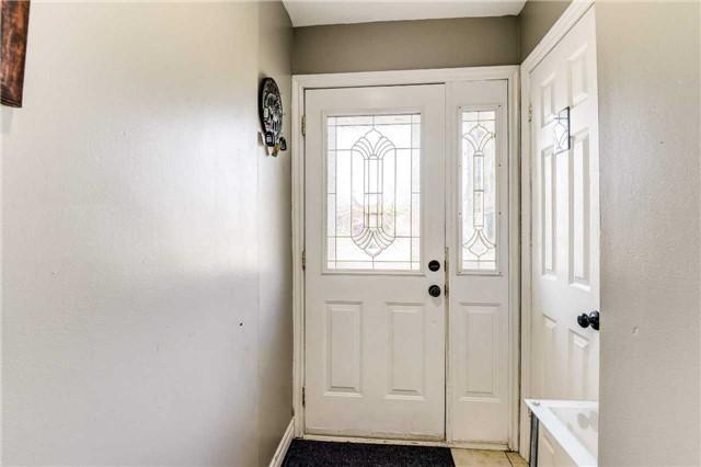8 - 7255 Dooley Dr, Townhouse with 3 bedrooms, 3 bathrooms and 3 parking in Mississauga ON | Image 3