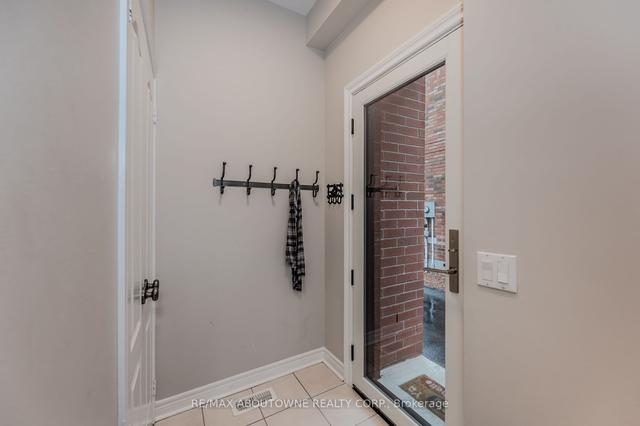 461 Doverwood Dr, House detached with 4 bedrooms, 4 bathrooms and 8 parking in Oakville ON | Image 4