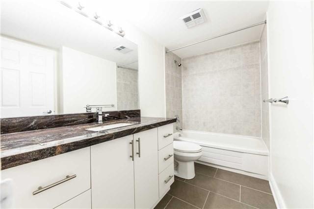 1206 - 45 Carlton St, Condo with 2 bedrooms, 2 bathrooms and 1 parking in Toronto ON | Image 11
