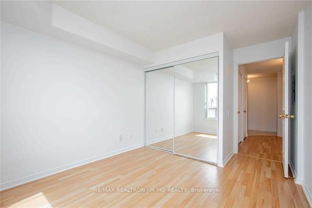 1815 - 8 Hillcrest Ave, Condo with 2 bedrooms, 2 bathrooms and 1 parking in Toronto ON | Image 18