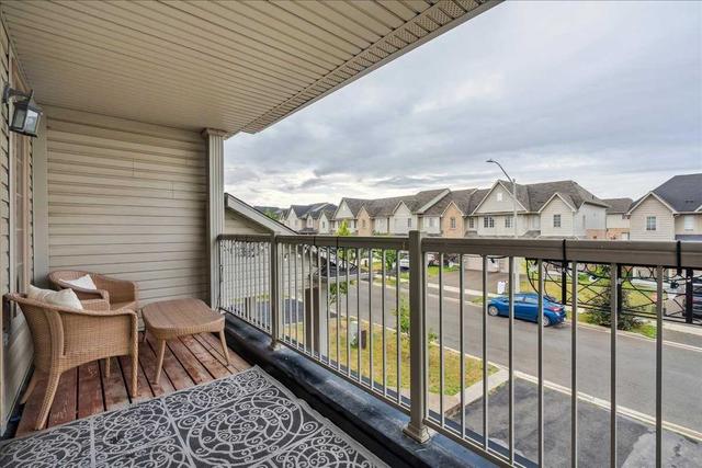 upper - 12 Bankfield Cres, House detached with 3 bedrooms, 3 bathrooms and 3 parking in Hamilton ON | Image 8