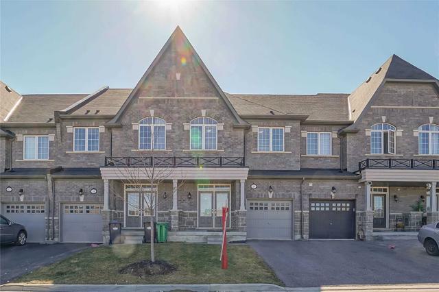 8 Isle Royal Terr, House attached with 3 bedrooms, 3 bathrooms and 3 parking in Brampton ON | Image 1