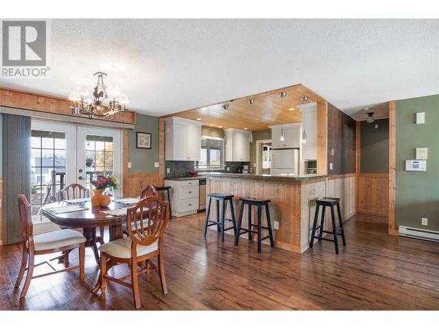 4578 Raymer Road, House detached with 4 bedrooms, 2 bathrooms and 8 parking in Kelowna BC | Image 3