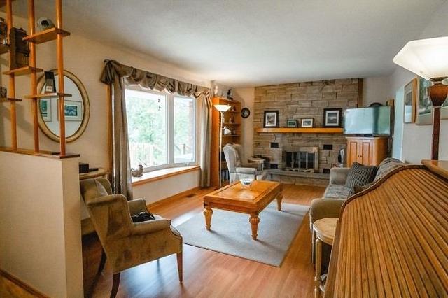 6 Memorial Cres, House detached with 3 bedrooms, 2 bathrooms and 11 parking in Oro Medonte ON | Image 5