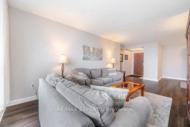 2007 - 24 Hanover Rd, Condo with 2 bedrooms, 2 bathrooms and 1 parking in Brampton ON | Image 38