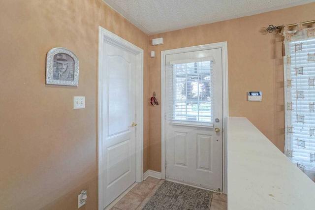 11 Yorkwood Tr, Townhouse with 2 bedrooms, 2 bathrooms and 2 parking in Brampton ON | Image 31