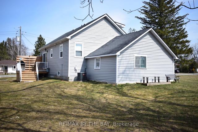 221 Cherry St, House detached with 3 bedrooms, 2 bathrooms and 7 parking in Clearview ON | Image 23