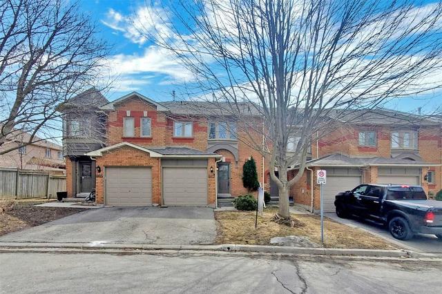 867 Caribou Valley Circ N, Townhouse with 3 bedrooms, 4 bathrooms and 2 parking in Newmarket ON | Image 1