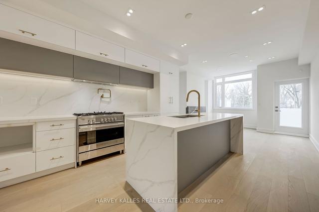 36b Churchill Ave W, House attached with 4 bedrooms, 4 bathrooms and 2 parking in Toronto ON | Image 36