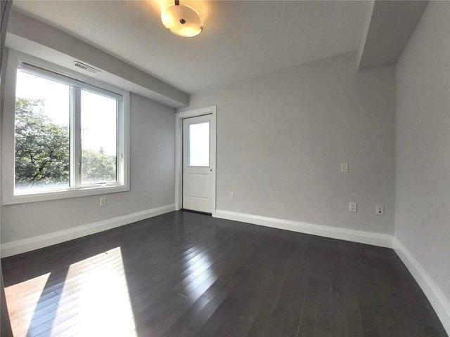 unit#3 - 468 Ontario St, House detached with 2 bedrooms, 2 bathrooms and 1 parking in Toronto ON | Image 3