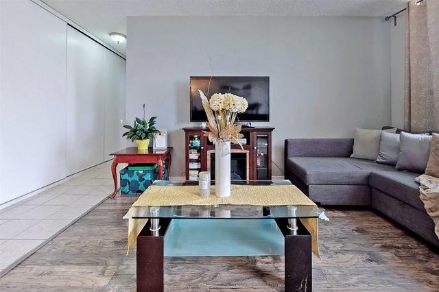 502 - 940 Caledonia Rd, Condo with 3 bedrooms, 1 bathrooms and 1 parking in Toronto ON | Image 37