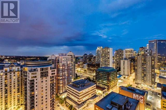 2703, - 1100 8 Avenue Sw, Condo with 2 bedrooms, 2 bathrooms and 2 parking in Calgary AB | Image 3