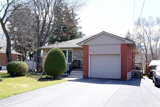 215 Mackenzie Crescent, House detached with 5 bedrooms, 2 bathrooms and 6 parking in Haldimand County ON | Image 1