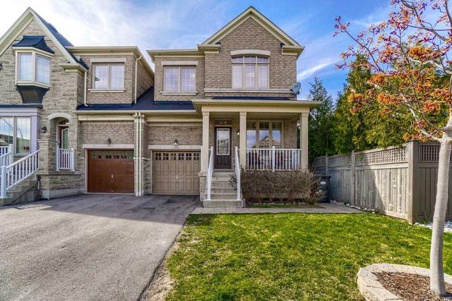 5499 Fudge Terr, House attached with 4 bedrooms, 4 bathrooms and 3 parking in Mississauga ON | Card Image
