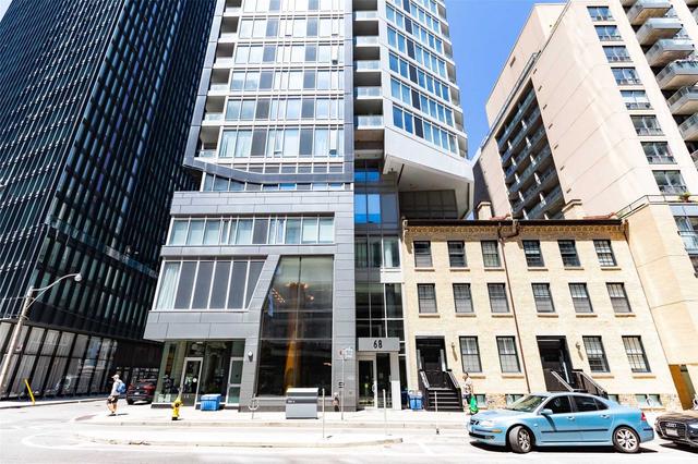 605 - 68 Shuter St, Condo with 2 bedrooms, 2 bathrooms and 1 parking in Toronto ON | Image 12