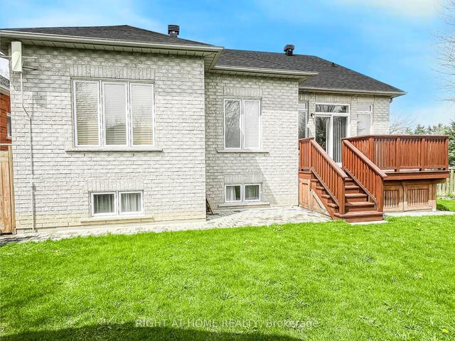 1080 Broughton Lane, House detached with 2 bedrooms, 3 bathrooms and 6 parking in Newmarket ON | Image 15