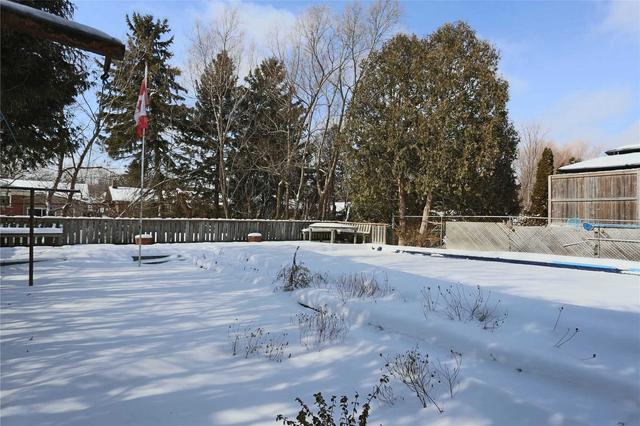 41 Ruskview Rd, House detached with 3 bedrooms, 2 bathrooms and 3 parking in Kitchener ON | Image 14