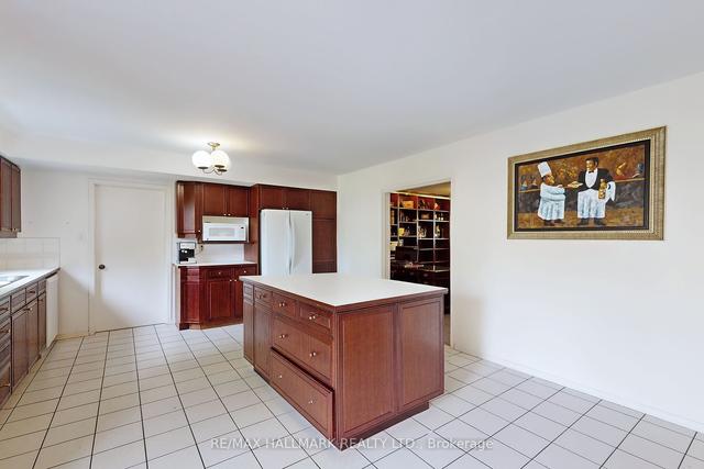 10 Hawthorne Lane, House detached with 4 bedrooms, 3 bathrooms and 6 parking in Aurora ON | Image 29
