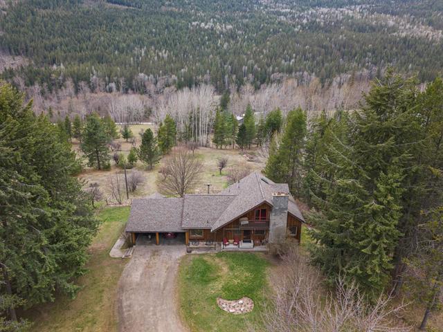 1960 Pass Creek Road, House detached with 3 bedrooms, 3 bathrooms and null parking in Central Kootenay I BC | Image 58