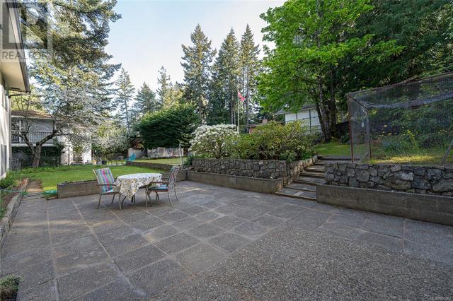 2441 Sooke Rd, House detached with 3 bedrooms, 3 bathrooms and 5 parking in Colwood BC | Image 30