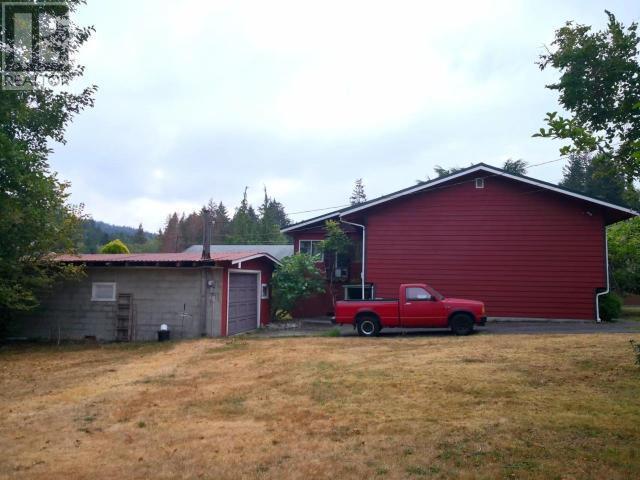 5382 Manson Ave, House detached with 3 bedrooms, 1 bathrooms and null parking in Powell River BC | Image 6