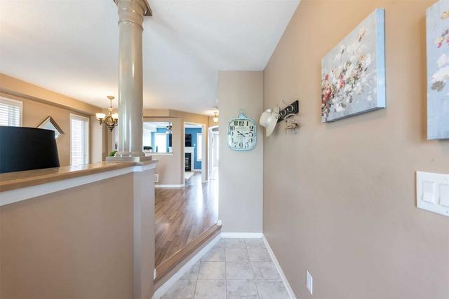 93 Aishford Rd, House detached with 3 bedrooms, 3 bathrooms and 3 parking in Bradford West Gwillimbury ON | Image 12