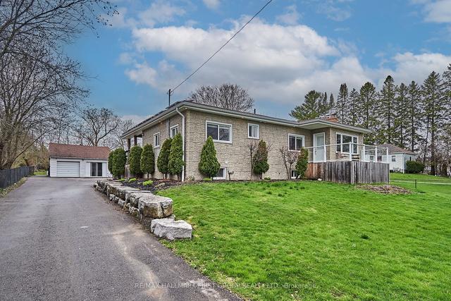2170 Thornton Rd N, House detached with 3 bedrooms, 2 bathrooms and 13 parking in Oshawa ON | Image 23