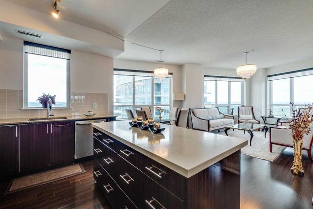 lph3 16 - 7161 Yonge St, Condo with 3 bedrooms, 2 bathrooms and 1 parking in Markham ON | Image 35
