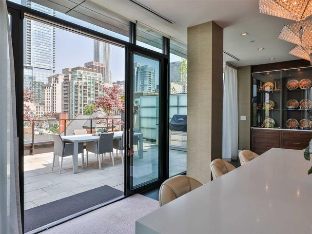 6a - 36 Hazelton Ave, Condo with 2 bedrooms, 3 bathrooms and 2 parking in Toronto ON | Image 5