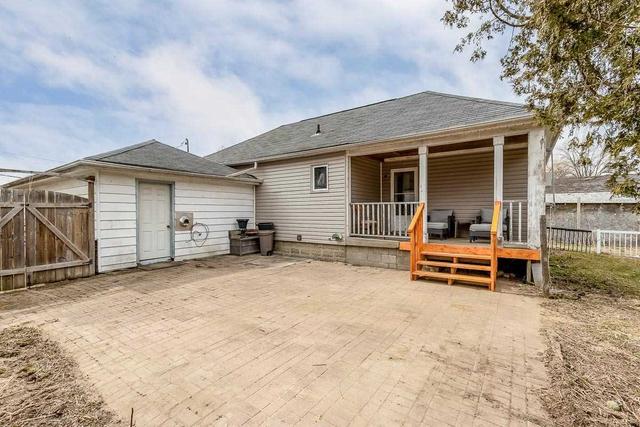 145 Toll Rd, House detached with 2 bedrooms, 1 bathrooms and 5 parking in East Gwillimbury ON | Image 19