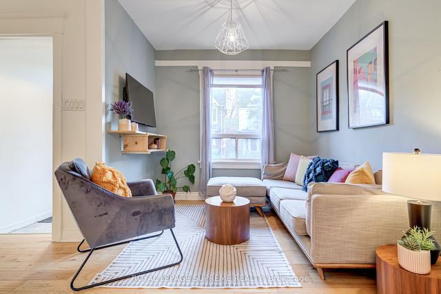 489 Delaware Ave, House semidetached with 2 bedrooms, 2 bathrooms and 1 parking in Toronto ON | Image 37